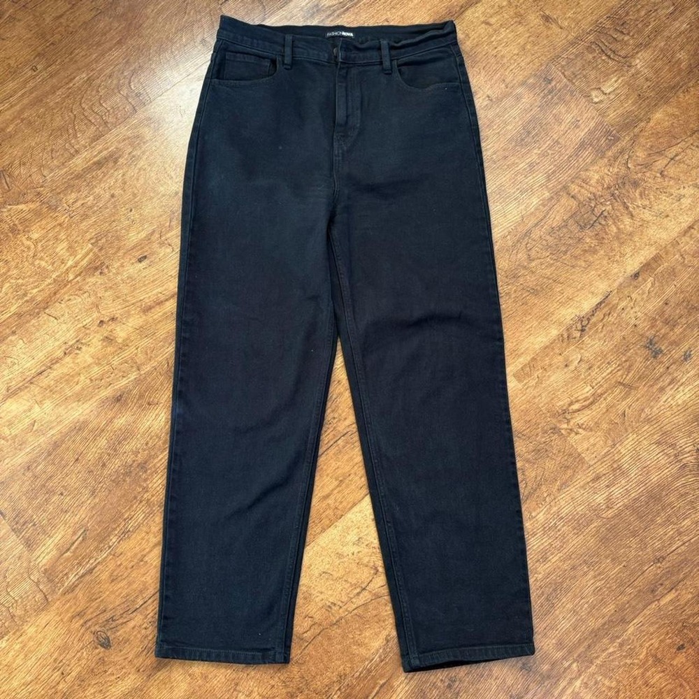 Fashion Nova Black High Waisted Straight Leg Jeans Size 15 P1345